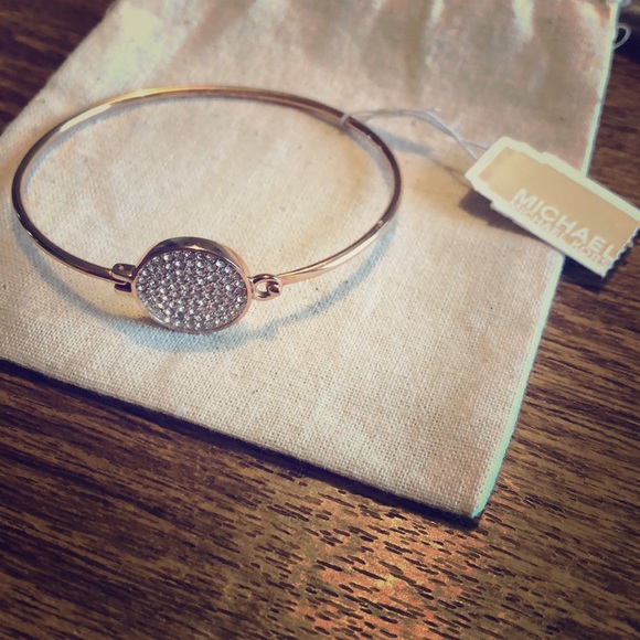 NWT Michael Kors ritage logo rose gold bracelet - Picture 1 of 6